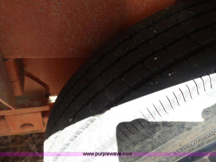 image for item L6613 2014 Ditch Witch FX30 vacuum trailer