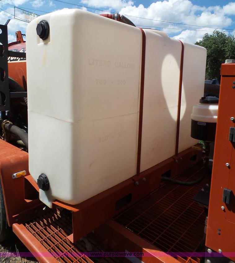 image for item L6613 2014 Ditch Witch FX30 vacuum trailer