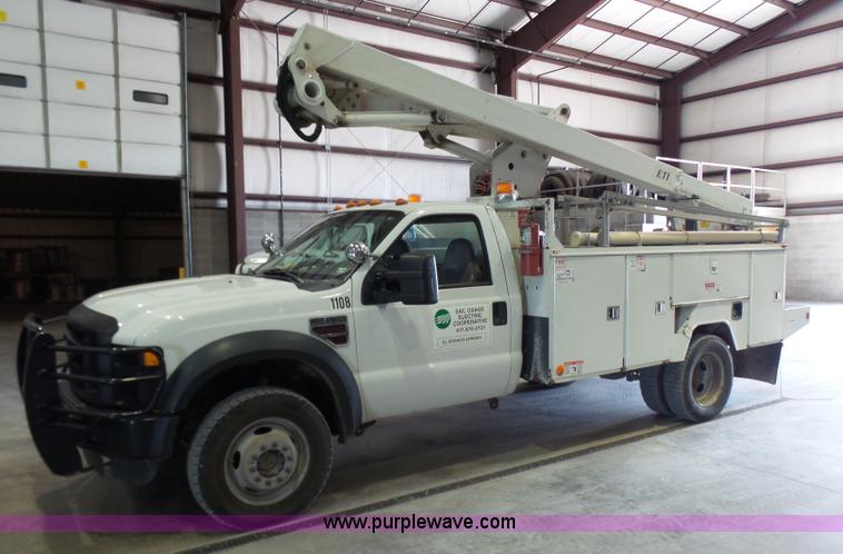 image for item L7078 2008 Ford F550 Super Duty XL bucket truck