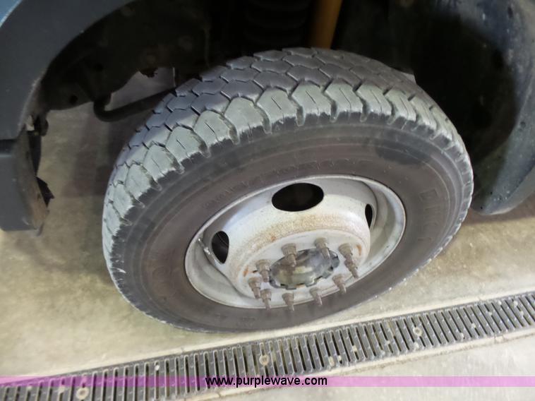 image for item L7078 2008 Ford F550 Super Duty XL bucket truck