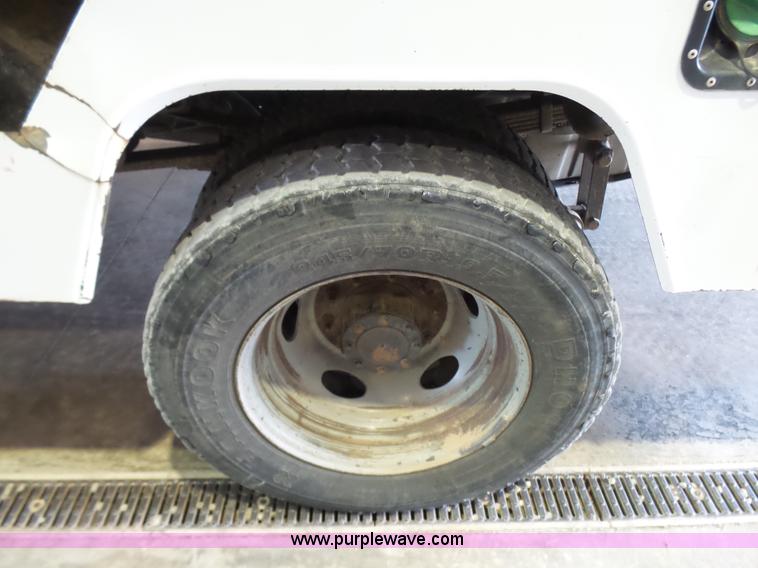 image for item L7078 2008 Ford F550 Super Duty XL bucket truck