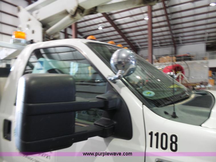 image for item L7078 2008 Ford F550 Super Duty XL bucket truck