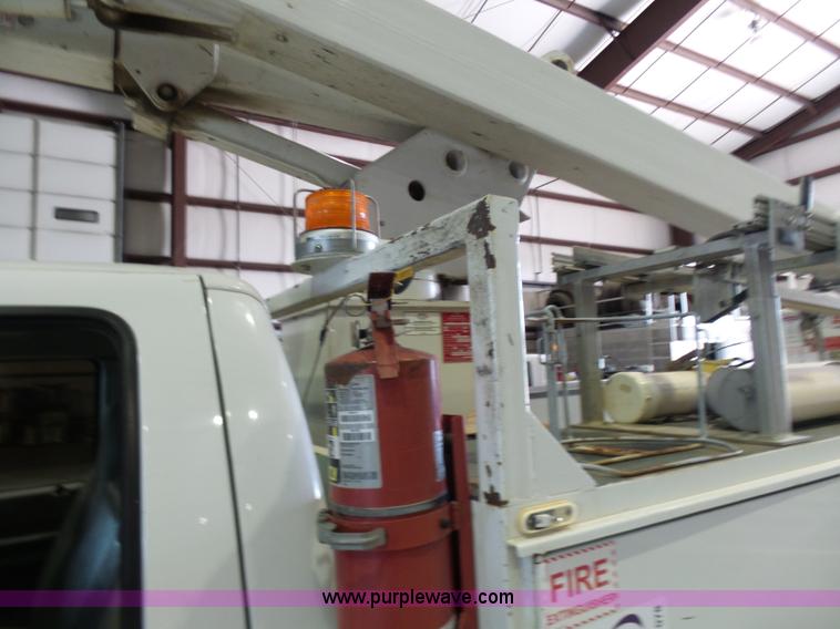 image for item L7078 2008 Ford F550 Super Duty XL bucket truck