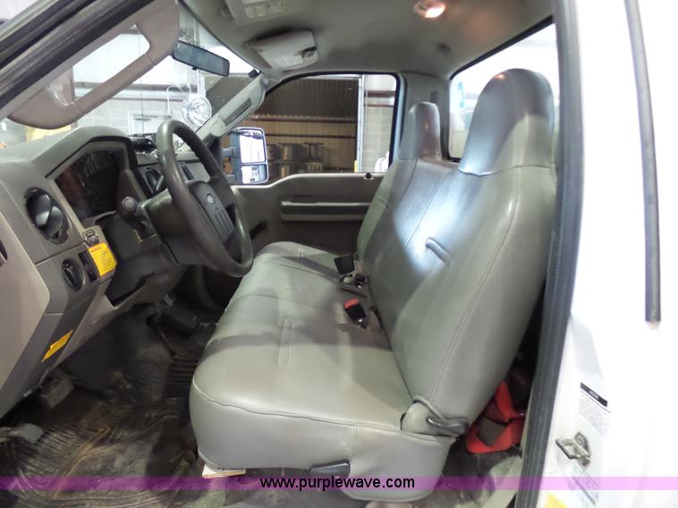 image for item L7078 2008 Ford F550 Super Duty XL bucket truck