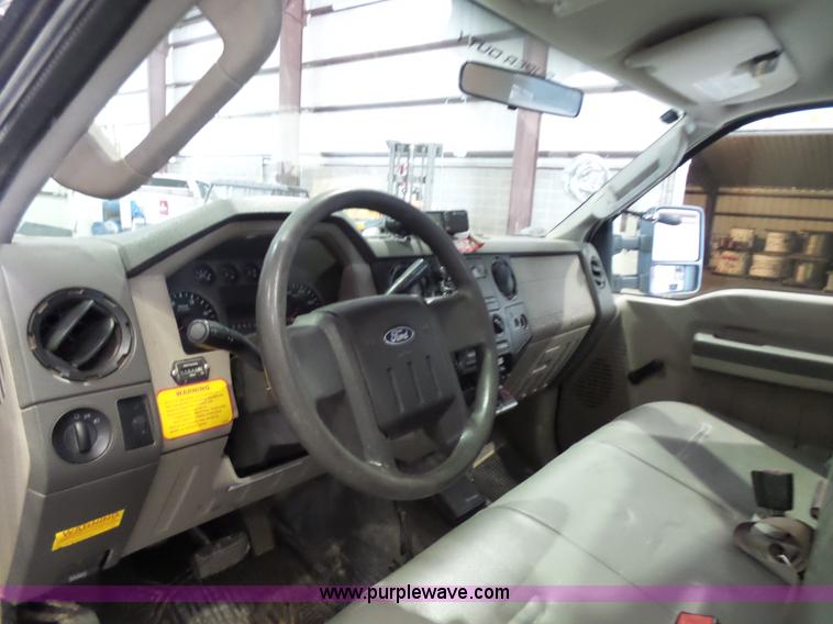 image for item L7078 2008 Ford F550 Super Duty XL bucket truck