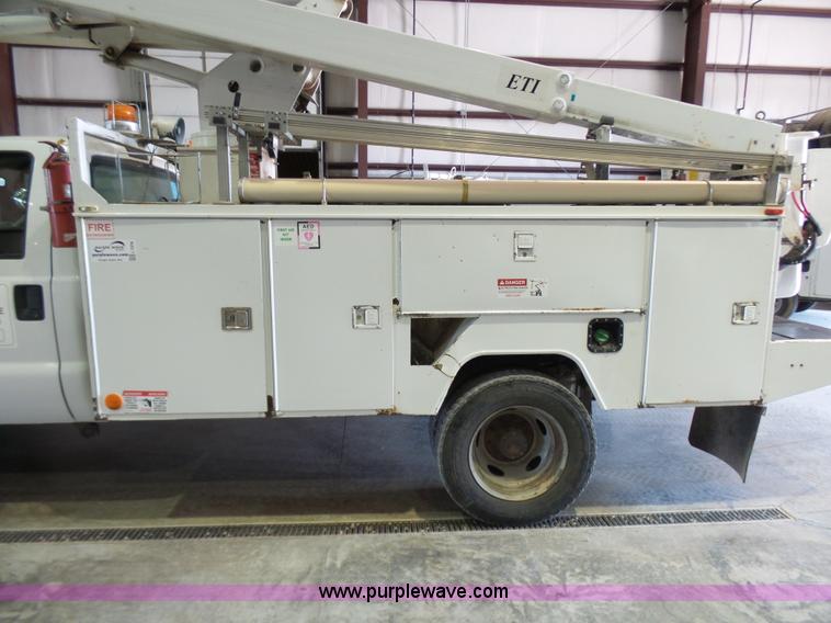 image for item L7078 2008 Ford F550 Super Duty XL bucket truck
