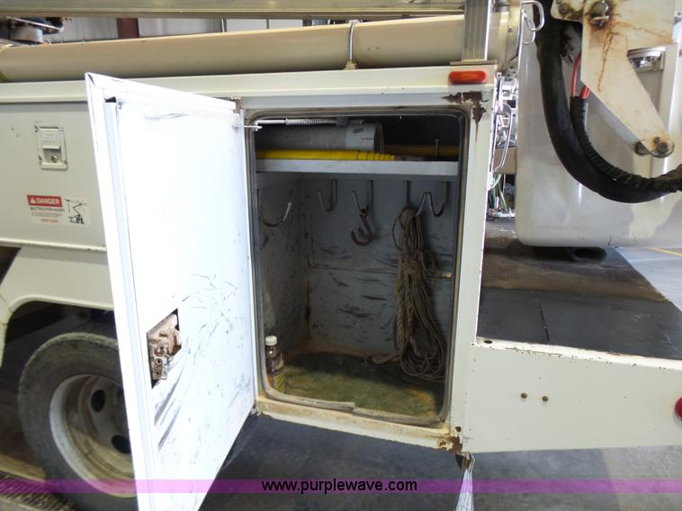 image for item L7078 2008 Ford F550 Super Duty XL bucket truck