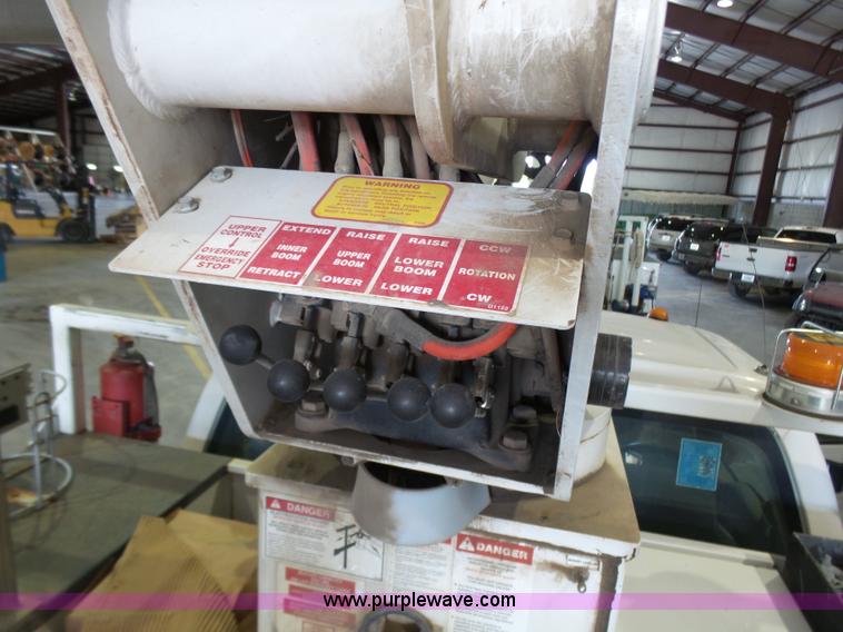 image for item L7078 2008 Ford F550 Super Duty XL bucket truck