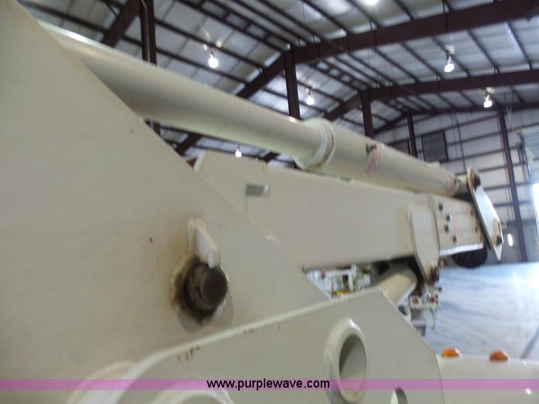 image for item L7086 2008 Dodge Ram 5500 bucket truck