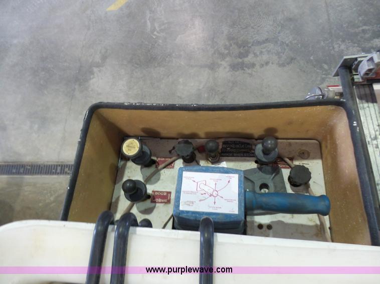 image for item L7086 2008 Dodge Ram 5500 bucket truck