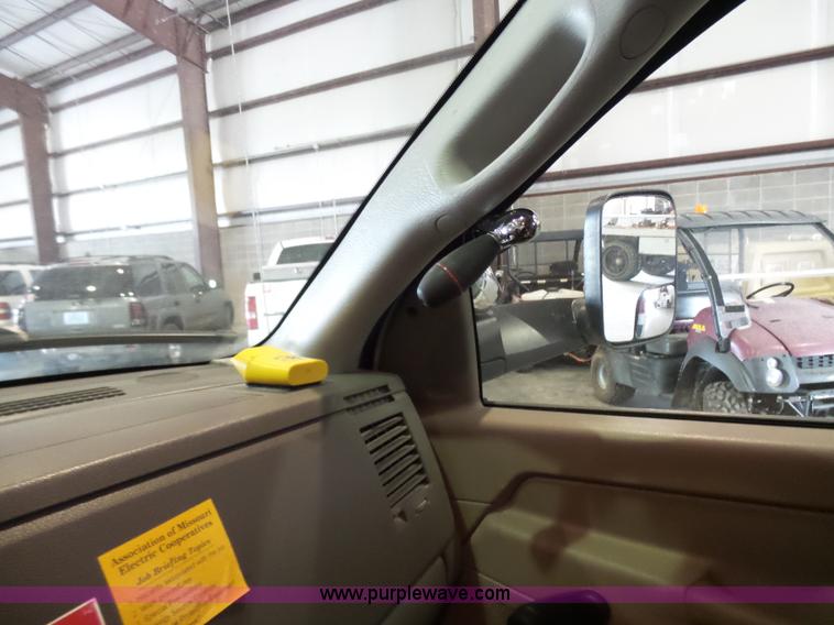 image for item L7086 2008 Dodge Ram 5500 bucket truck