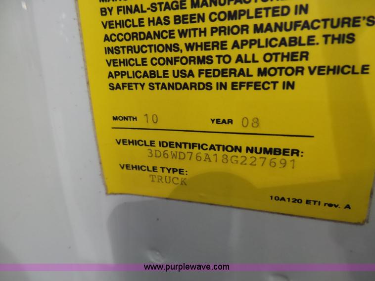 image for item L7086 2008 Dodge Ram 5500 bucket truck
