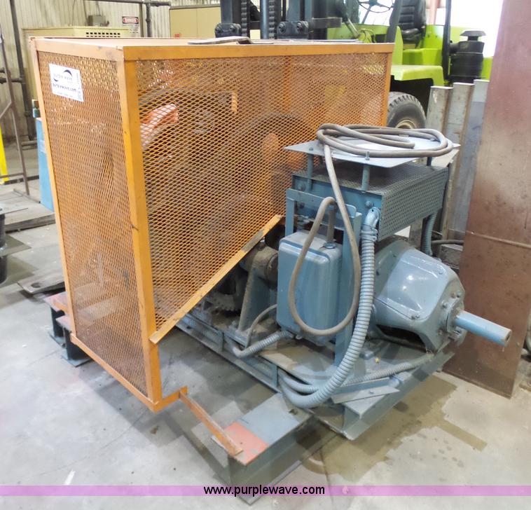 image for item L7096 Buffalo Mfg. SAPI-1205 angle roller