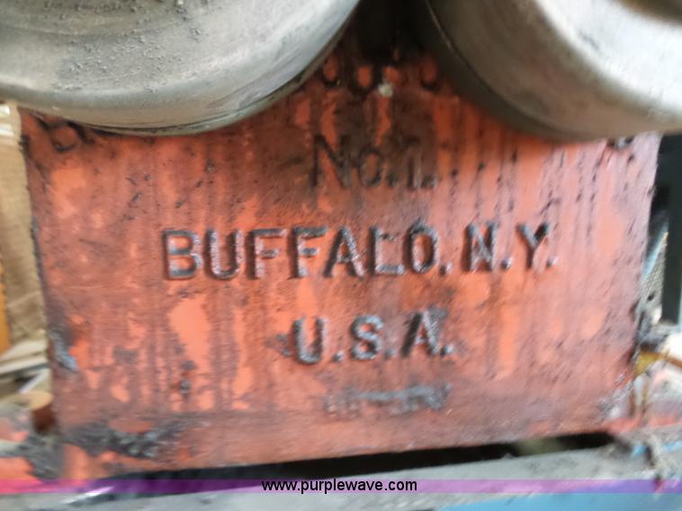 image for item L7096 Buffalo Mfg. SAPI-1205 angle roller