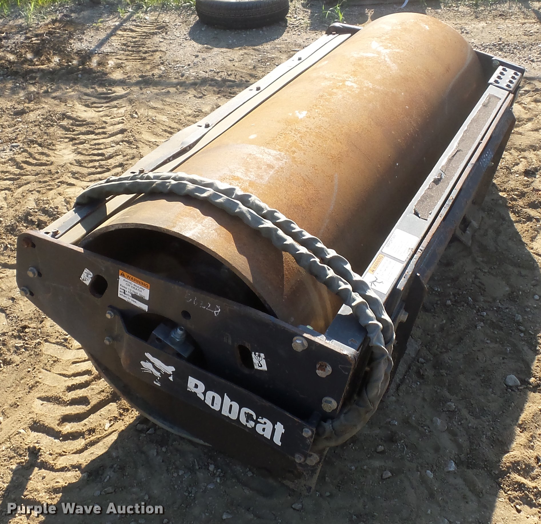 Bobcat skid steer roller in Blue Springs, MO Item BX9279 sold