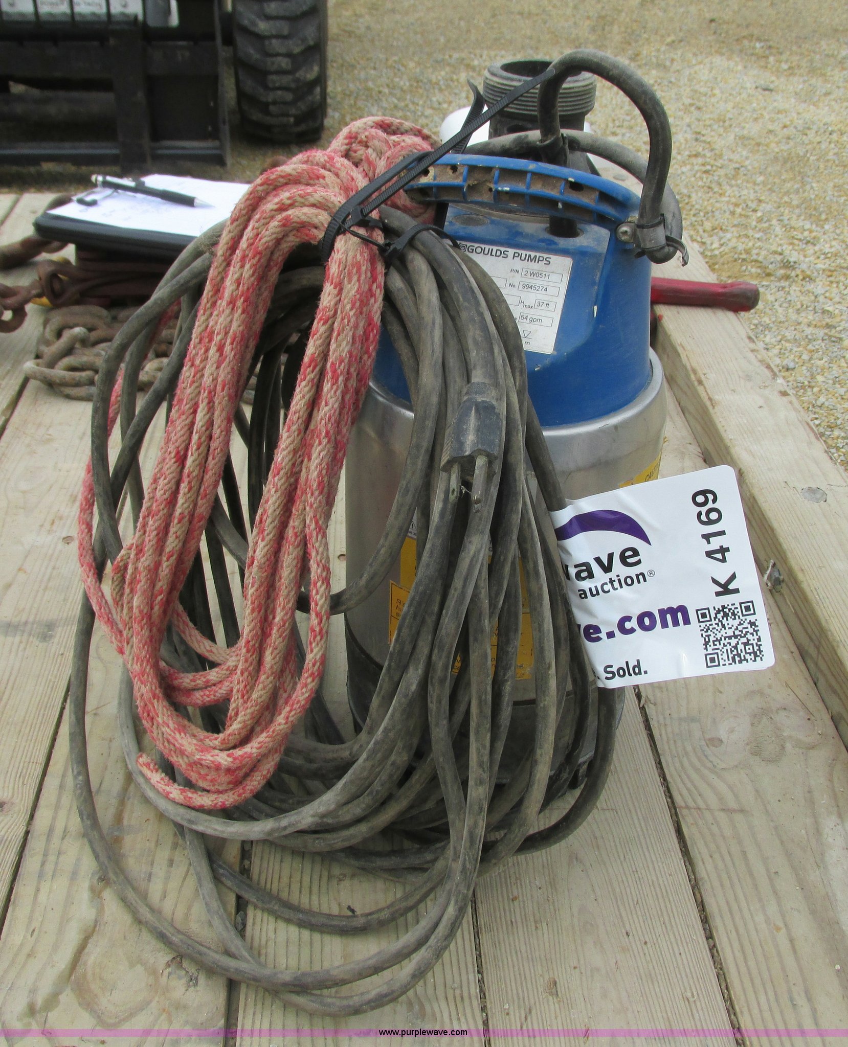 Goulds Ditch Wizard pump in Rochester, MN | Item K4169 sold | Purple Wave