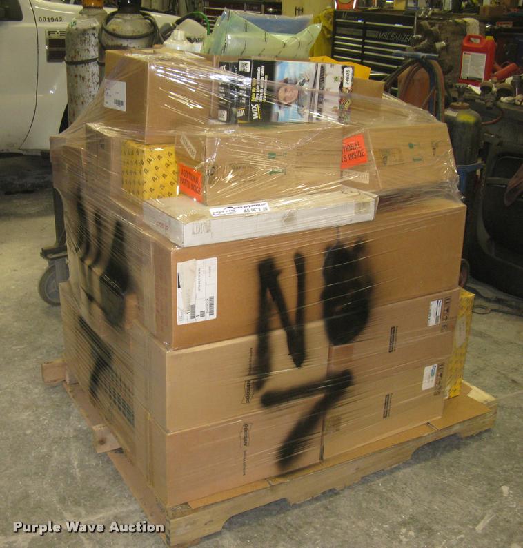 image for item AS9673 Automotive and equipment filters