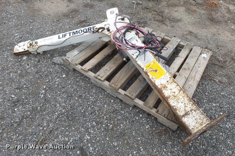 image for item AS9687 Liftmoore truck crane