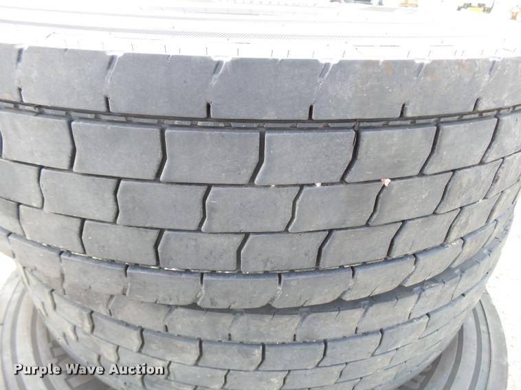 image for item AS9688 (4) Continental 12R22.5 tires