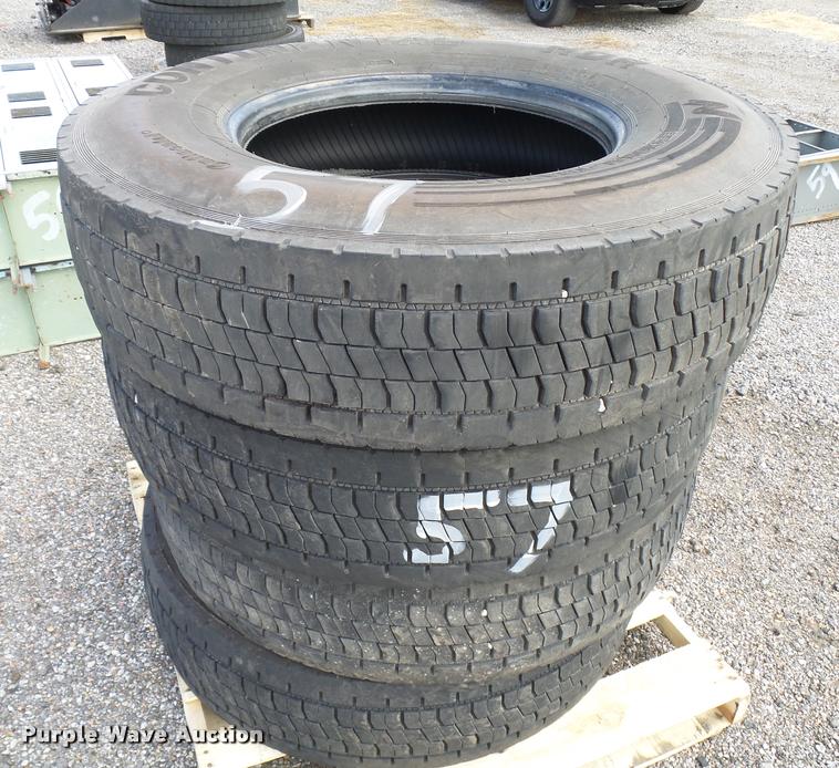 image for item AS9692 (4) Continental 12R22.5 tires