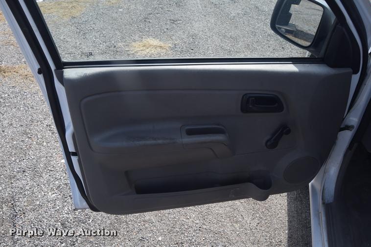 image for item L2499 2008 Chevrolet Colorado Ext. Cab pickup truck