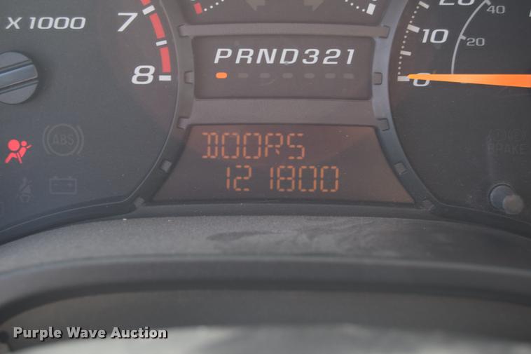 image for item L2499 2008 Chevrolet Colorado Ext. Cab pickup truck