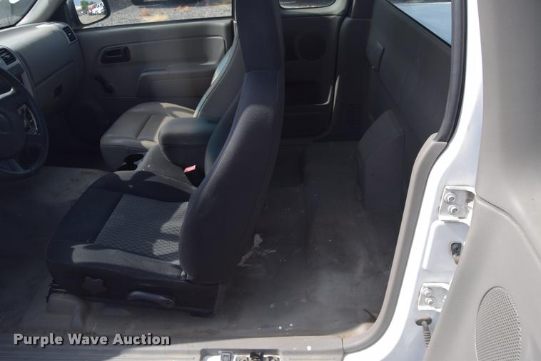 image for item L2499 2008 Chevrolet Colorado Ext. Cab pickup truck