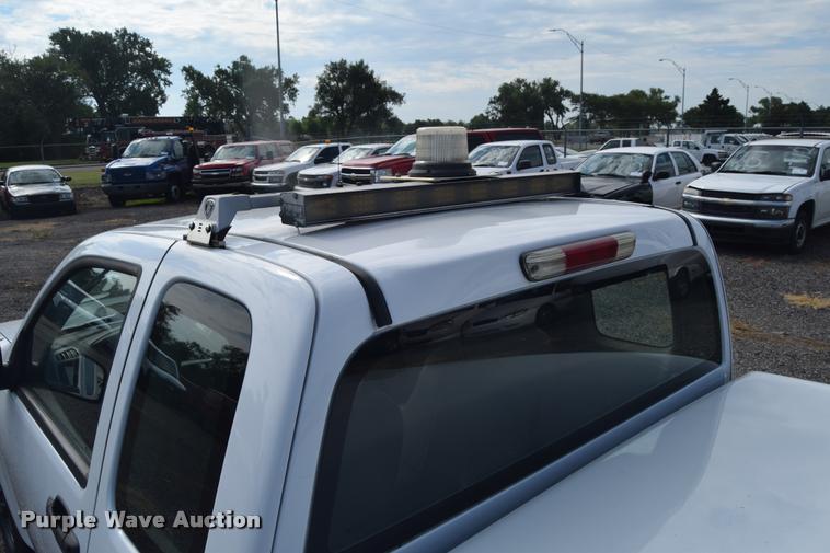 image for item L2499 2008 Chevrolet Colorado Ext. Cab pickup truck