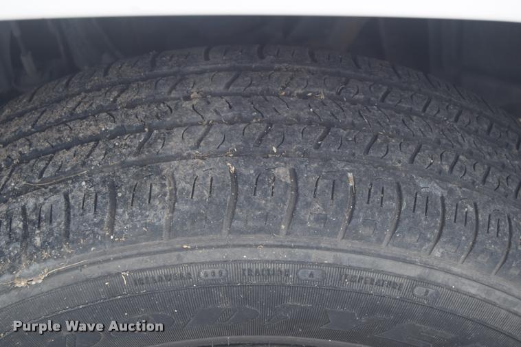 image for item L2499 2008 Chevrolet Colorado Ext. Cab pickup truck