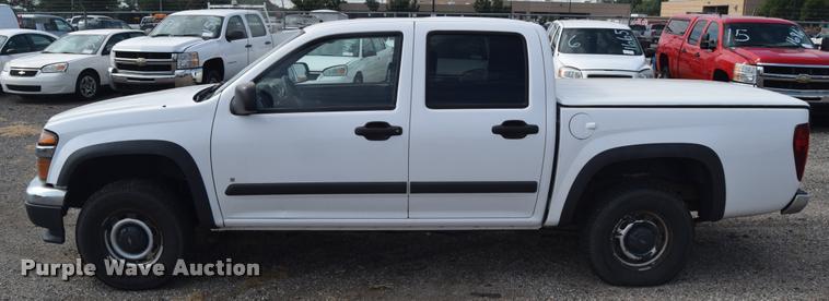 image for item L2501 2008 Chevrolet Colorado LT Crew Cab pickup truck