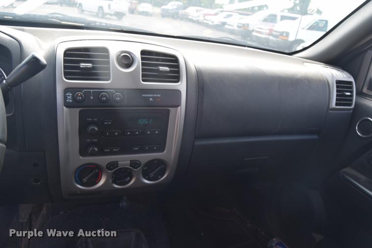 image for item L2501 2008 Chevrolet Colorado LT Crew Cab pickup truck