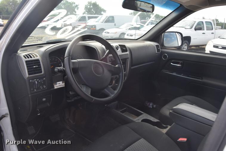 image for item L2501 2008 Chevrolet Colorado LT Crew Cab pickup truck