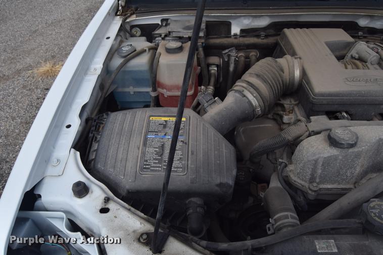 image for item L2501 2008 Chevrolet Colorado LT Crew Cab pickup truck