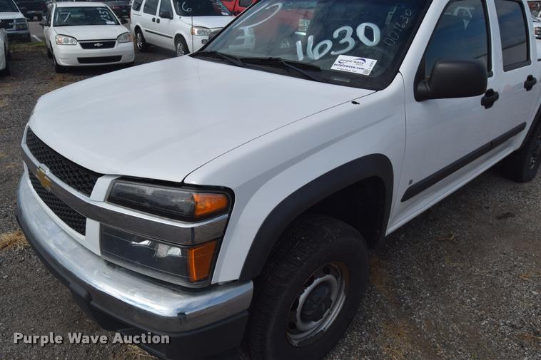image for item L2501 2008 Chevrolet Colorado LT Crew Cab pickup truck