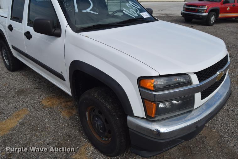 image for item L2501 2008 Chevrolet Colorado LT Crew Cab pickup truck