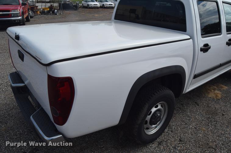 image for item L2501 2008 Chevrolet Colorado LT Crew Cab pickup truck