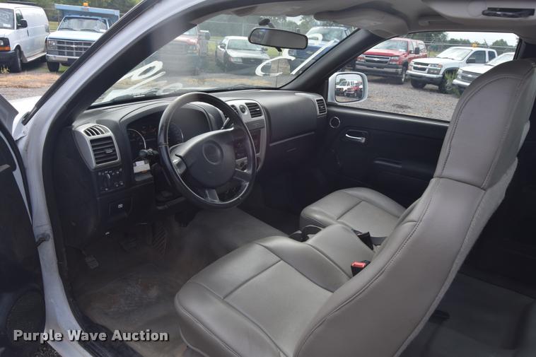 image for item L2502 2009 Chevrolet Colorado Ext. Cab pickup truck