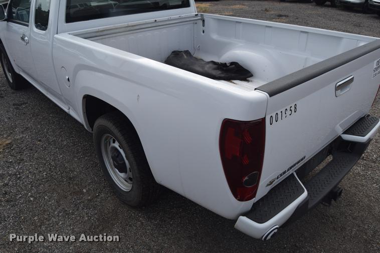 image for item L2502 2009 Chevrolet Colorado Ext. Cab pickup truck