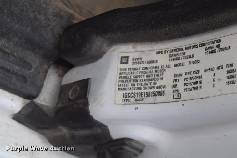 image for item L2503 2009 Chevrolet Colorado Ext. Cab pickup truck