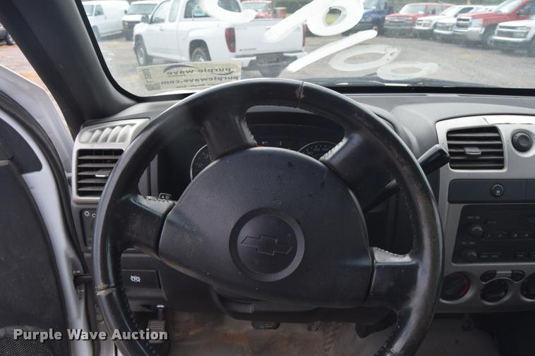 image for item L2503 2009 Chevrolet Colorado Ext. Cab pickup truck