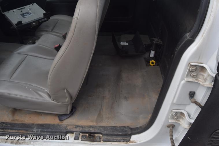 image for item L2503 2009 Chevrolet Colorado Ext. Cab pickup truck