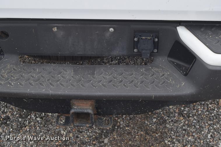 image for item L2503 2009 Chevrolet Colorado Ext. Cab pickup truck