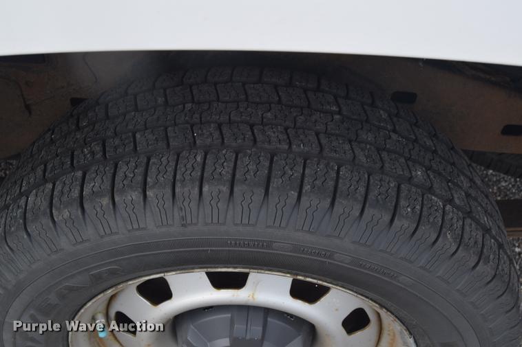 image for item L2503 2009 Chevrolet Colorado Ext. Cab pickup truck