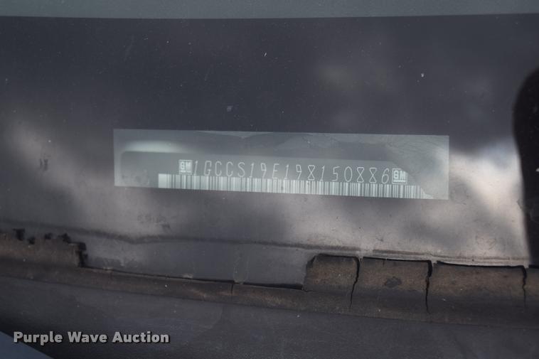 image for item L2503 2009 Chevrolet Colorado Ext. Cab pickup truck