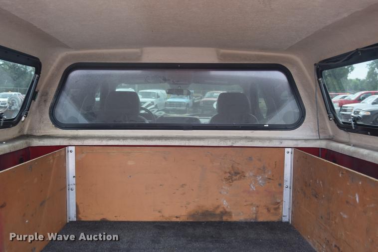 image for item L2504 2008 Chevrolet Silverado 2500HD Crew Cab pickup truck