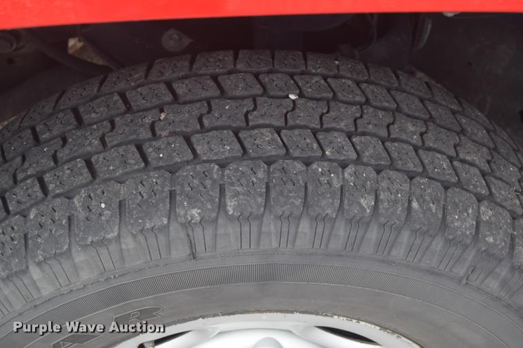 image for item L2504 2008 Chevrolet Silverado 2500HD Crew Cab pickup truck