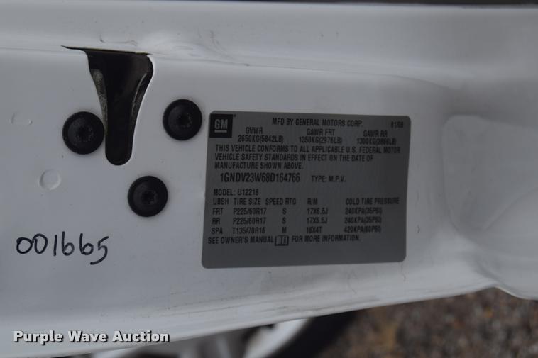 image for item L2505 2008 Chevrolet Uplander LS van