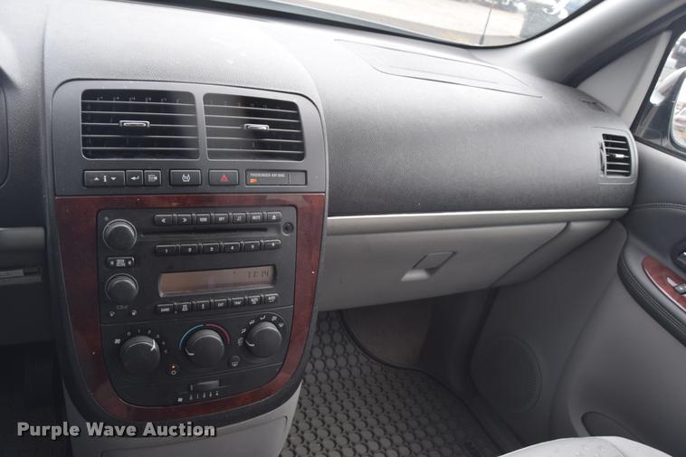 image for item L2505 2008 Chevrolet Uplander LS van