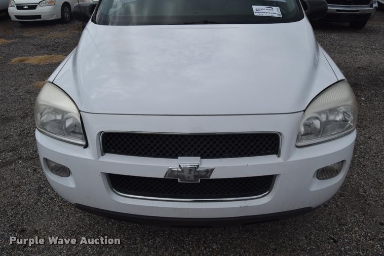 image for item L2505 2008 Chevrolet Uplander LS van