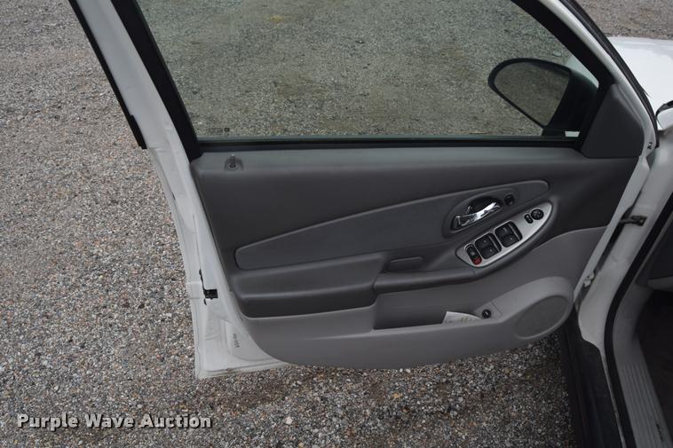 image for item L2506 2007 Chevrolet Malibu LS